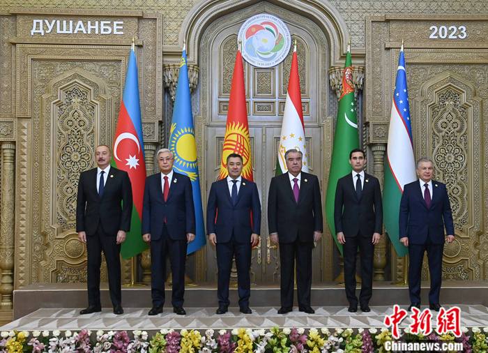 第五届中亚国家领导人磋商会议在塔吉克斯坦举行